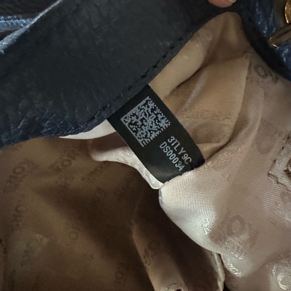 Authentic Micheal Kors Large Pebbled Leather Shoulder Bag & Wallet - Picture 3 of 7